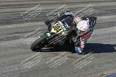 media/Jan-16-2026-CVMA Friday Practice (Fri) [[6f2bf47531]]/5-Racer 4-Trackday1/Session 2 (Bowl)/